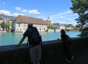 Unbegreiflich: Ein Fluss, und niemand ist drin.