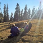 Die milden Sonnenstrahlen riefen zu einem spontanen Vesperstündchen.