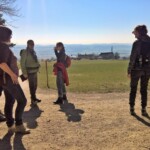 Aaronautinnen und Aaronauten halten auf der Höhe der Bettlacher Allmend Ausschau nach dem Silberband der Aare.